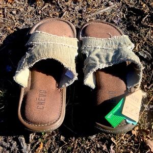 Crevo Baja II Sandals Mens Size 8 NWT